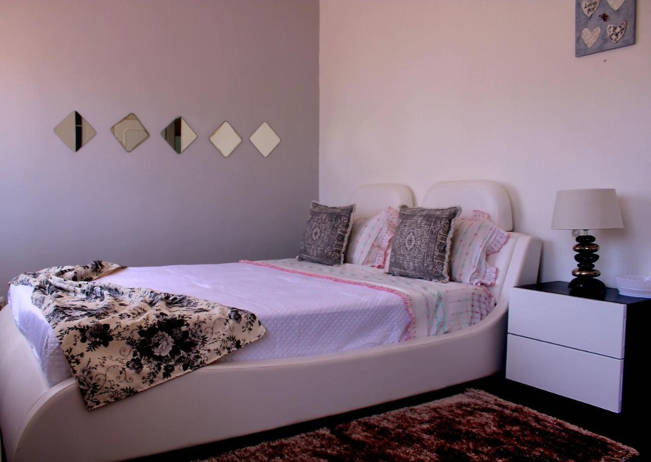 Lucas Residence Nazare Bagian luar foto